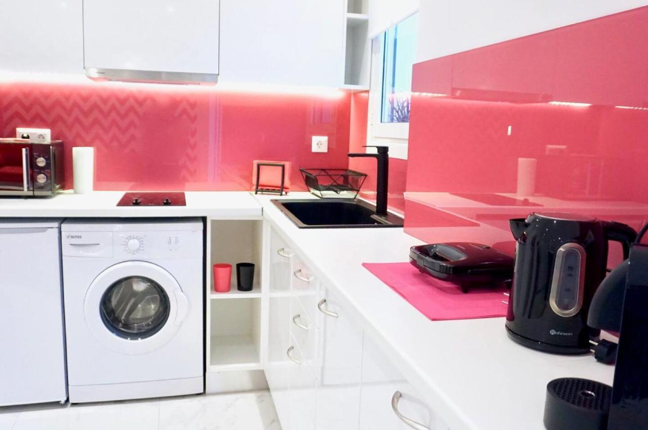Cozy Apartment In The Center Of Atenas Exterior foto