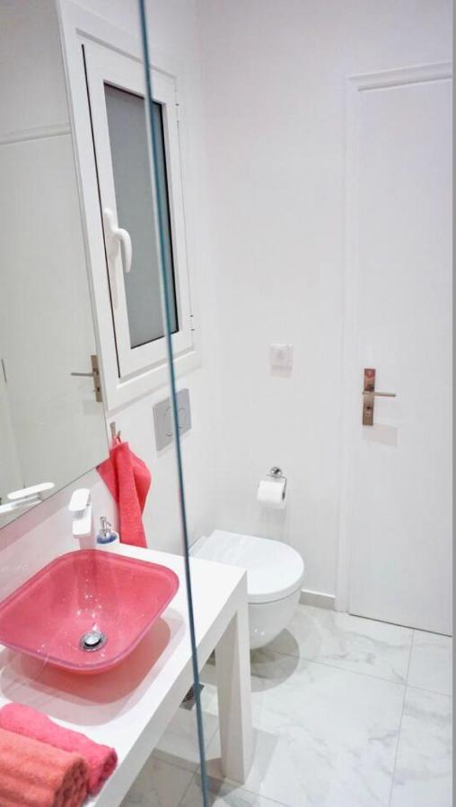 Cozy Apartment In The Center Of Atenas Exterior foto